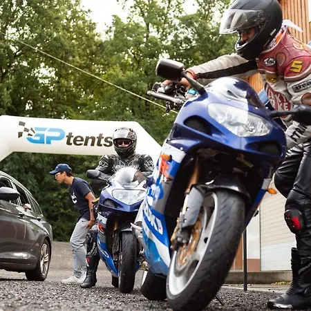 Campo de lujo Gptents In Spa